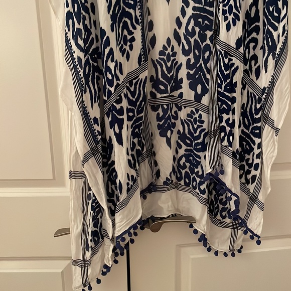 Prep Obsessed Elena Printed Kimono - Blue - Picture 7 of 7